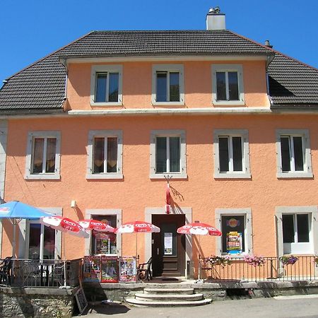 Chambres D'Hotes Le Passiflore Les Brenets Kültér fotó